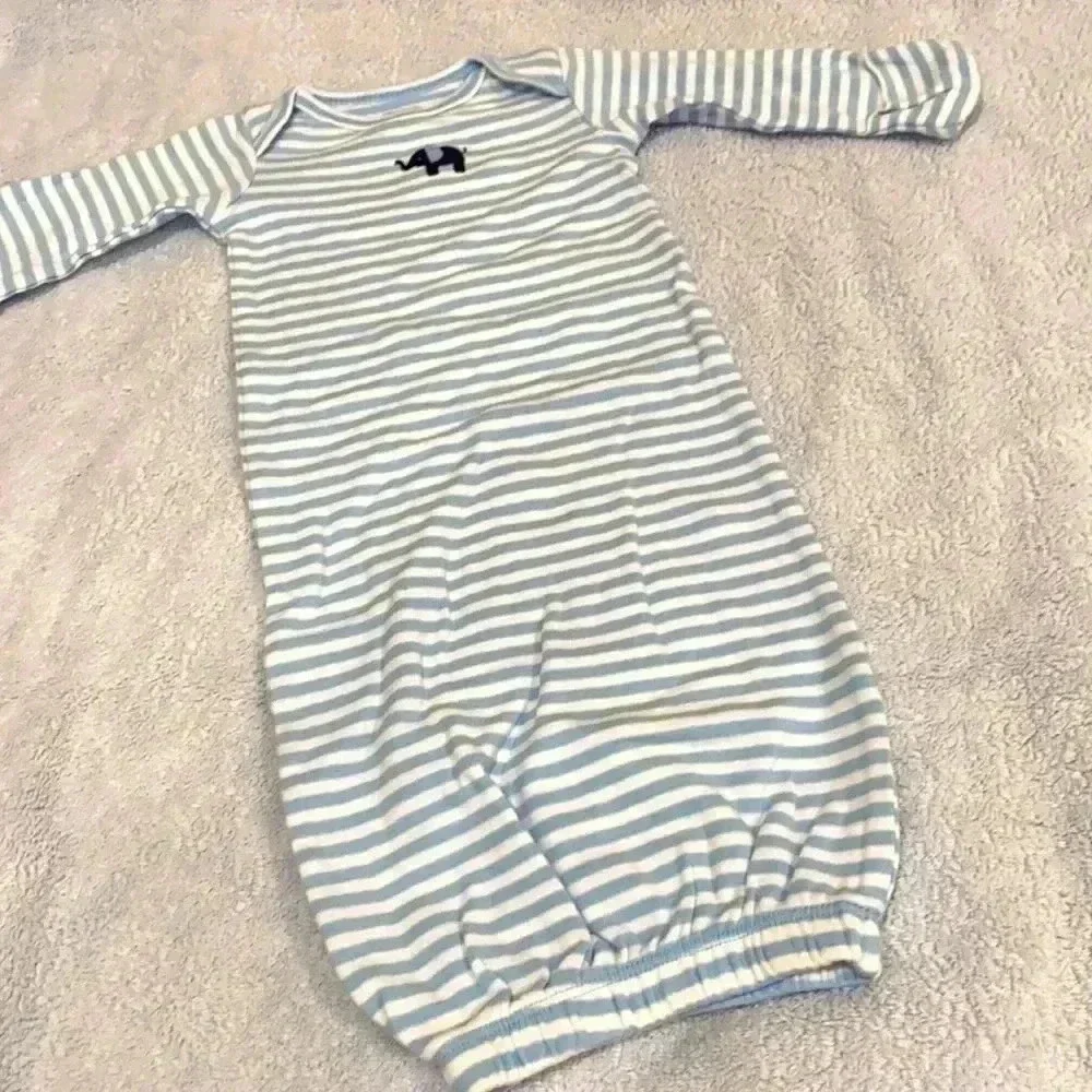 Carter’s sleep gown